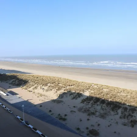 Apartament In With Sea Views