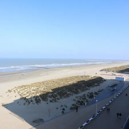 Apartament In With Sea Views