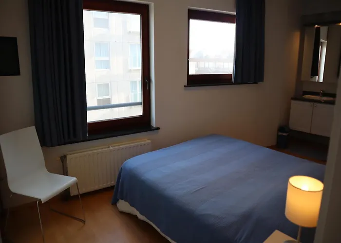 Apartment In With Sea Views *